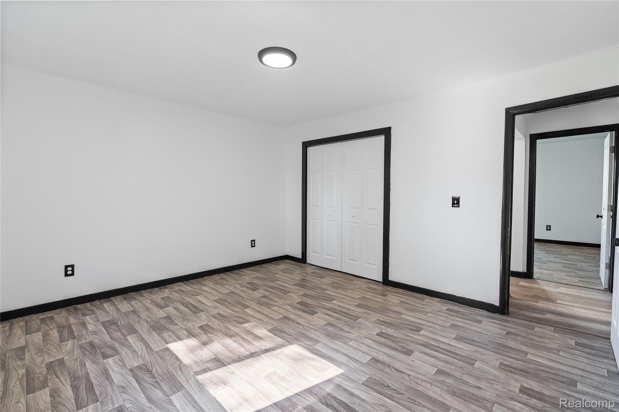 8053 Leadley Avenue Property Photo 23