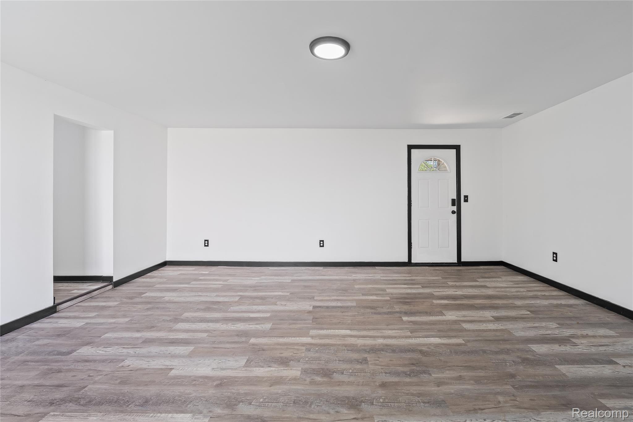 8053 Leadley Avenue Property Photo 26