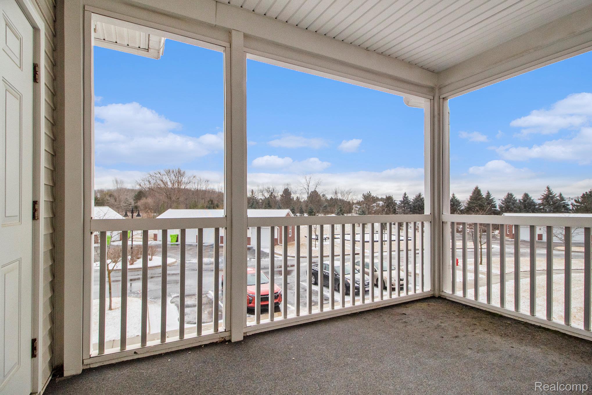 1043 E Summerfield Glen Circle Property Photo 15