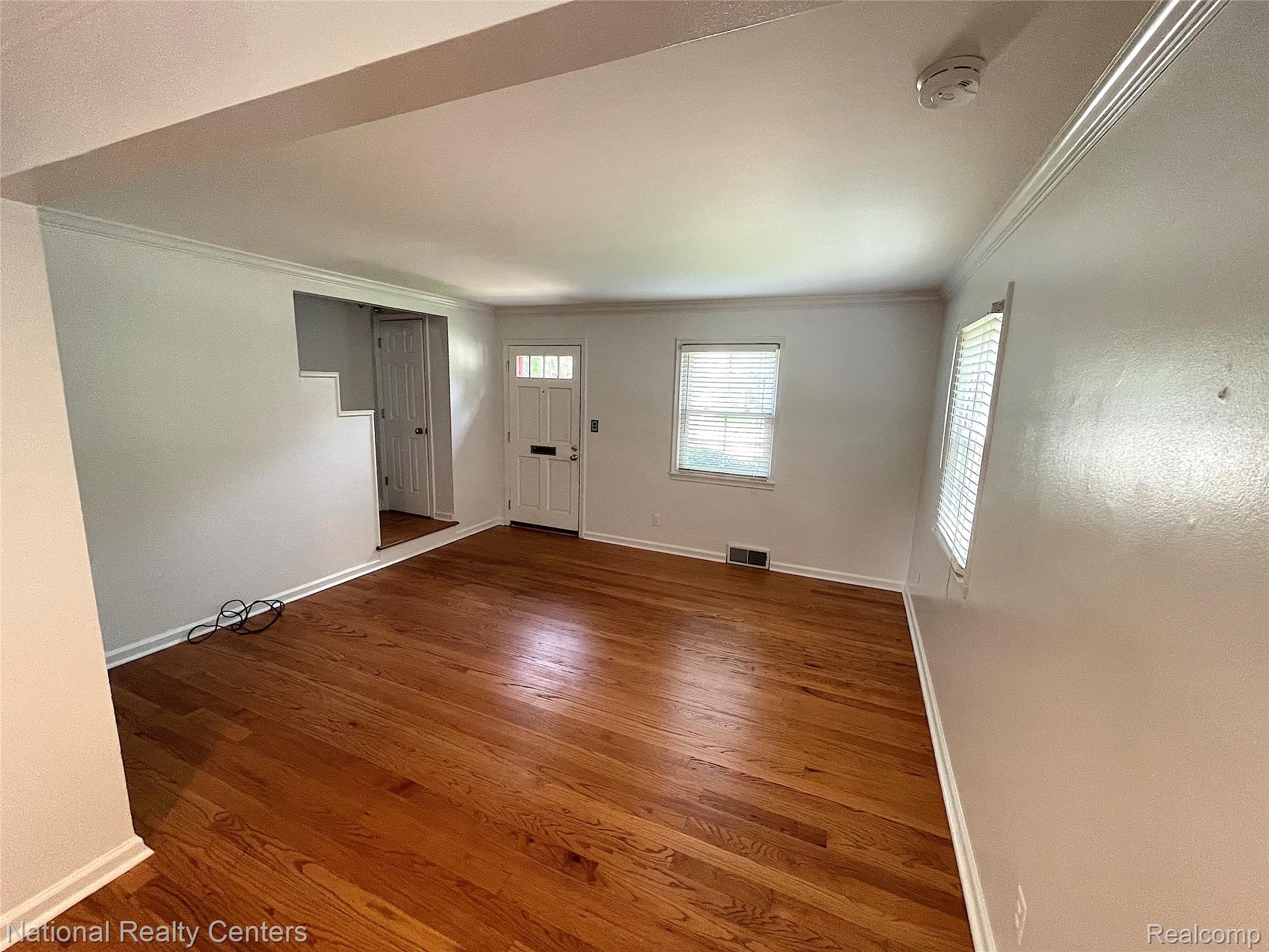 1704 Graefield Road Property Photo 2