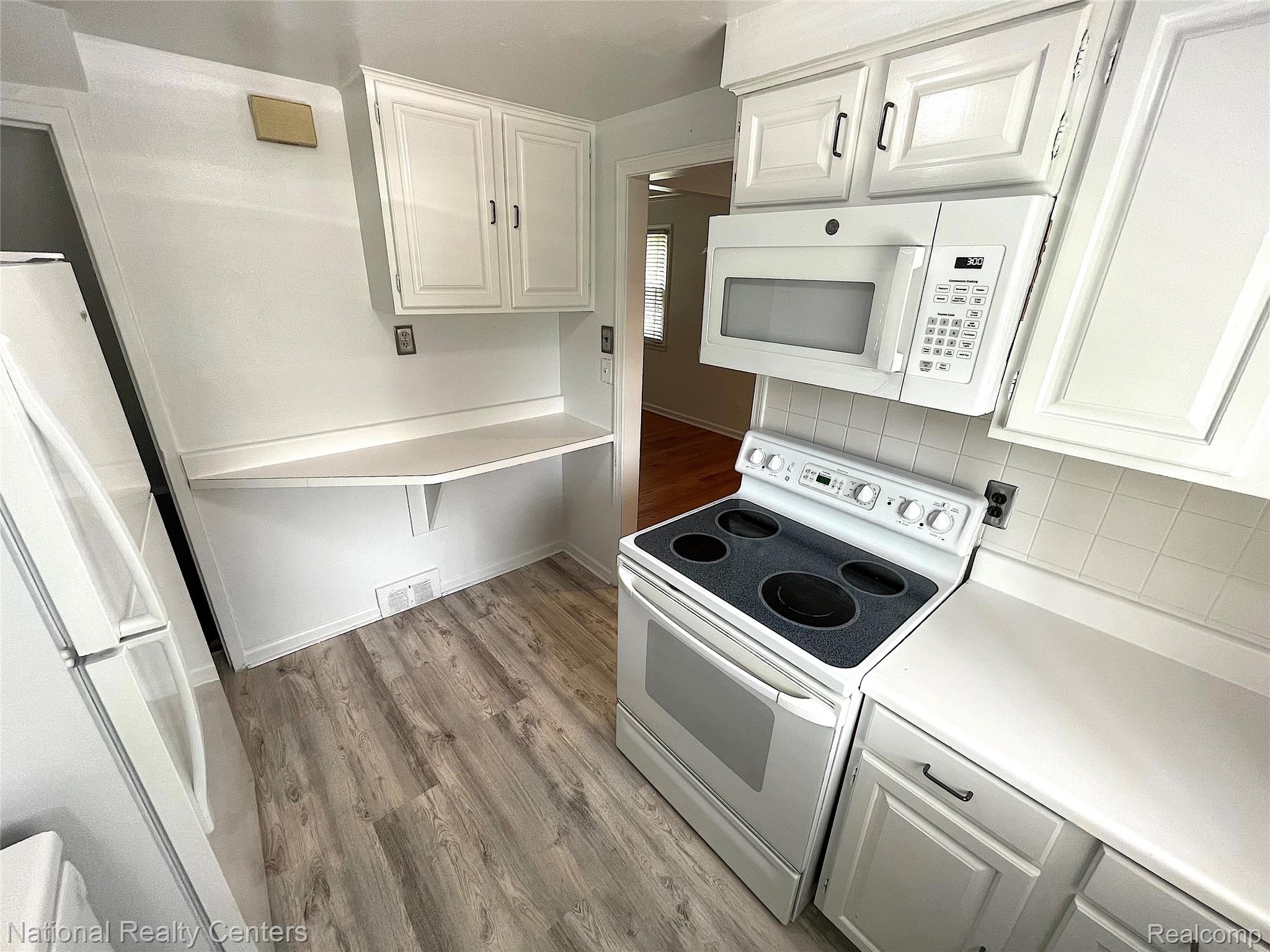 1704 Graefield Road Property Photo 4