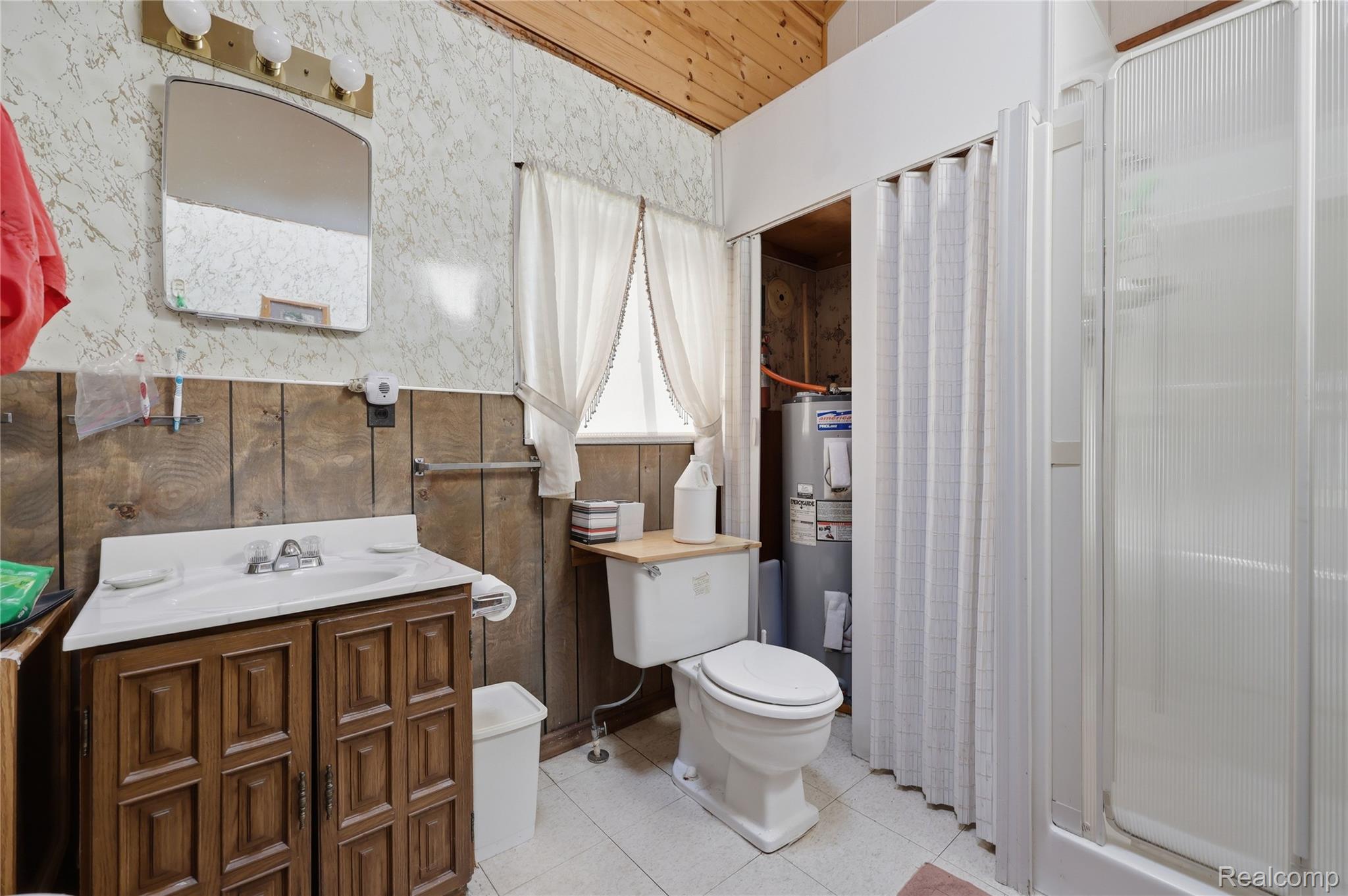 6556 Dickinson Island Property Photo 16