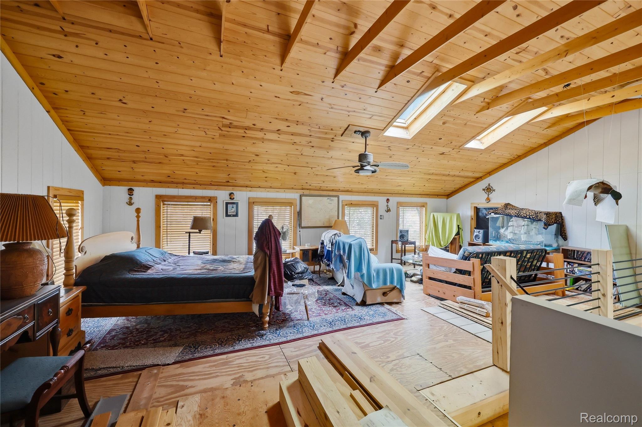6556 Dickinson Island Property Photo 23