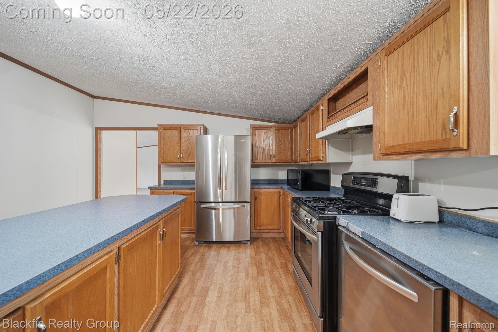 7001 Sweezy Lake Road Property Photo 11