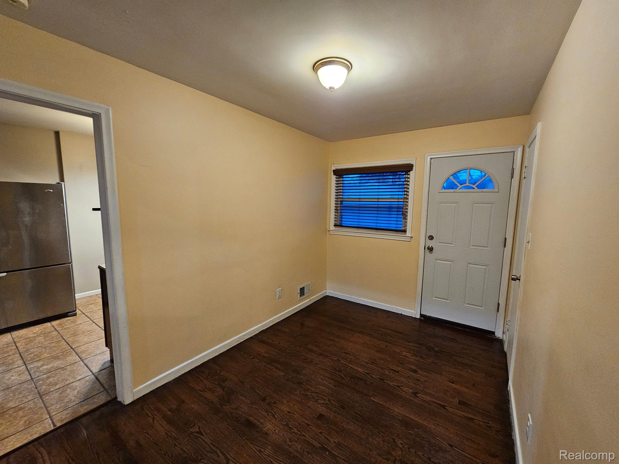 1501 N Silvery Lane Property Photo 13