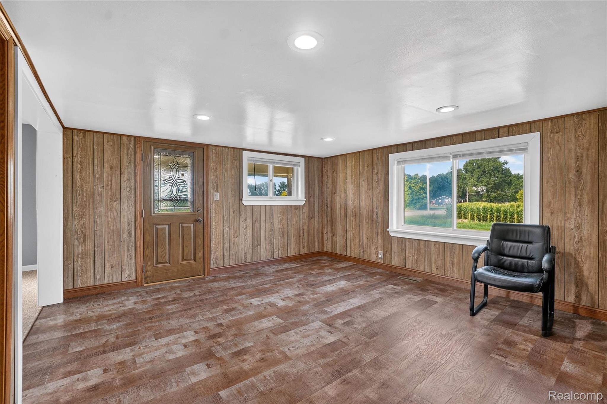 5660 Tittabawassee Road Property Photo 12