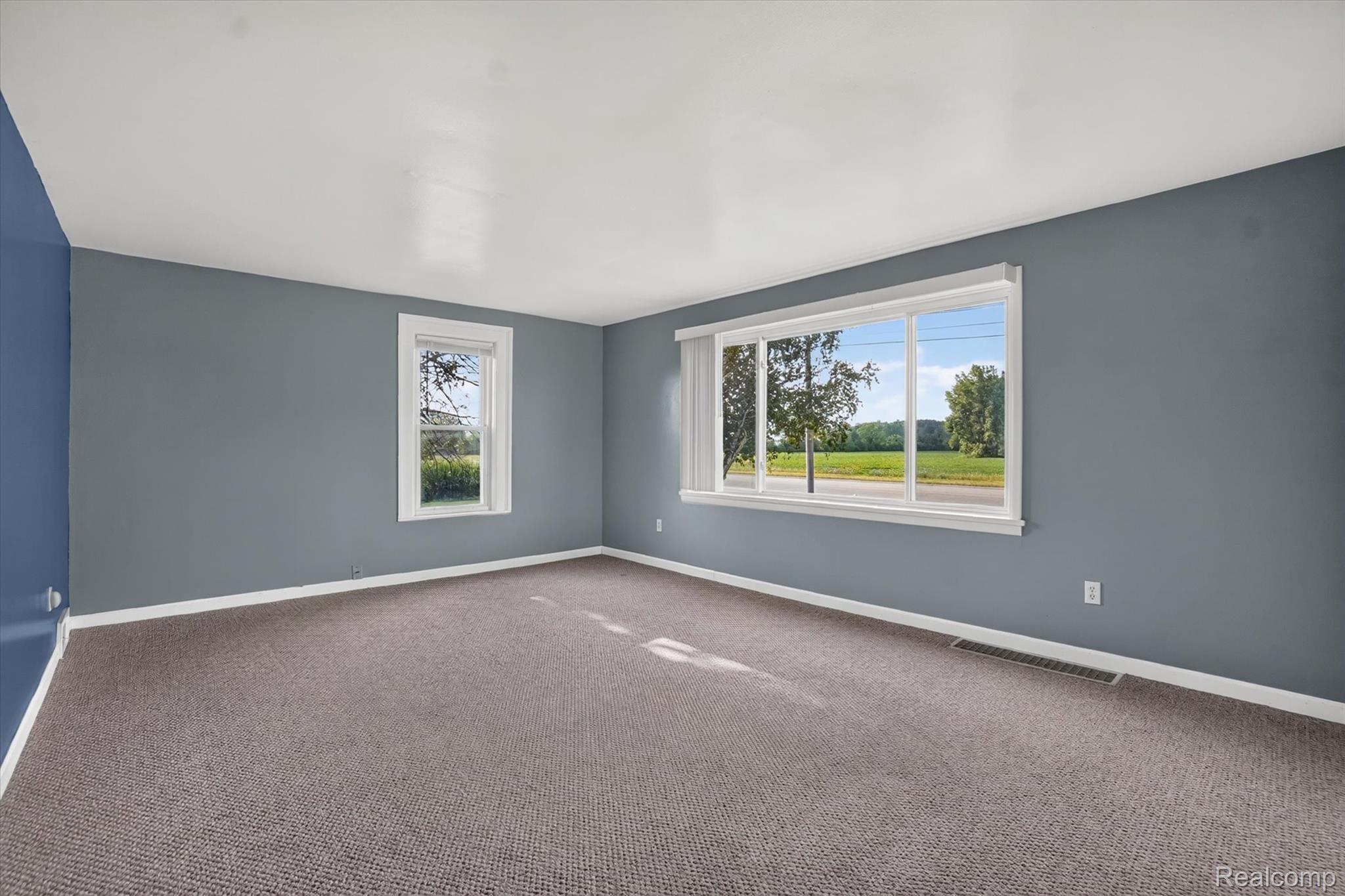 5660 Tittabawassee Road Property Photo 17