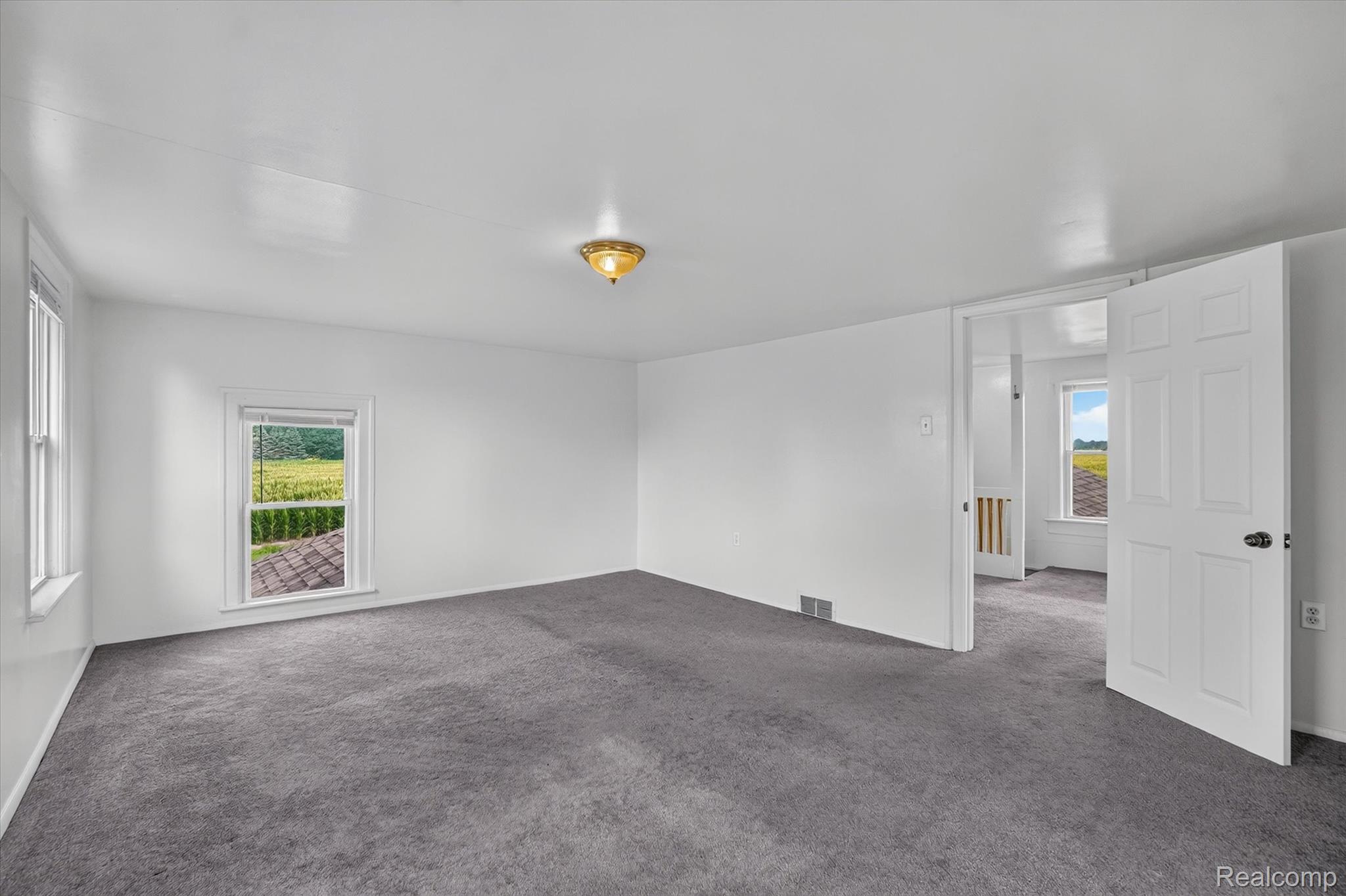 5660 Tittabawassee Road Property Photo 27