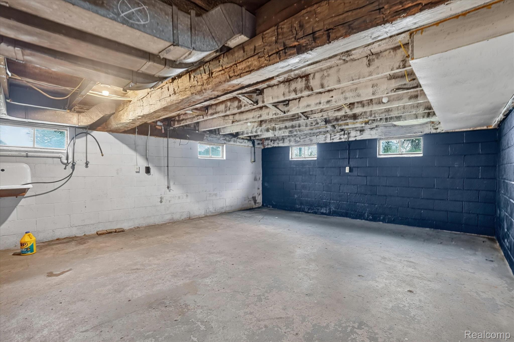 5660 Tittabawassee Road Property Photo 36