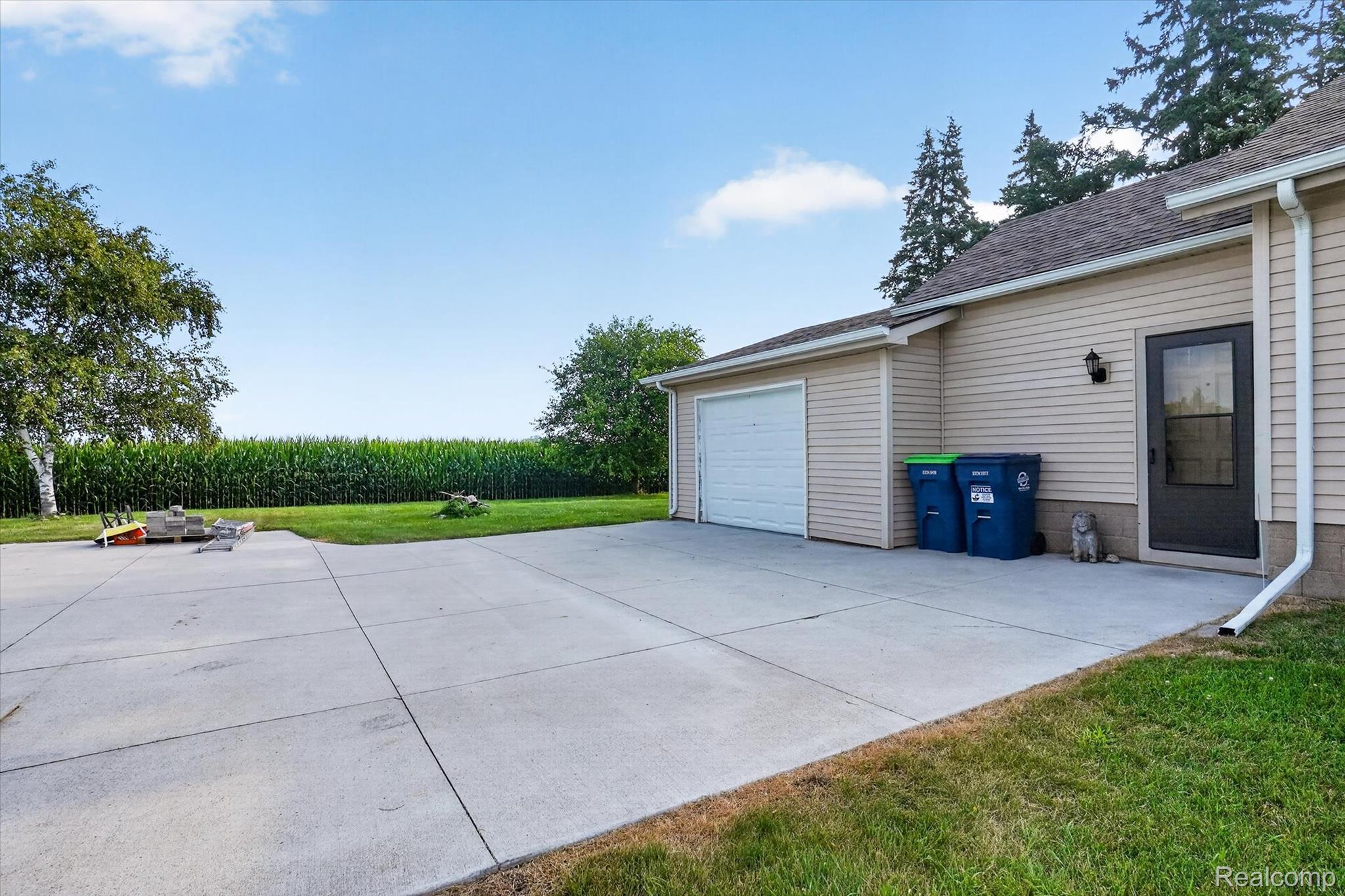 5660 Tittabawassee Road Property Photo 41