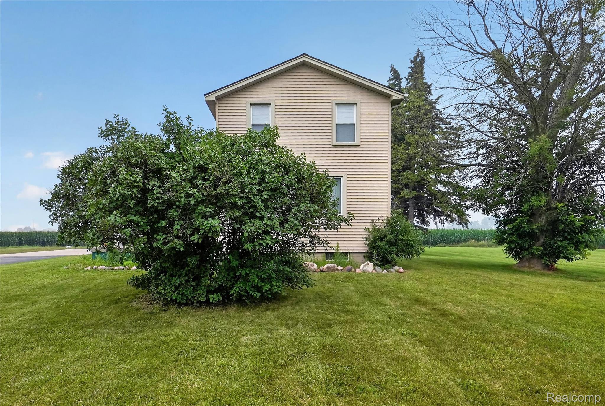5660 Tittabawassee Road Property Photo 43