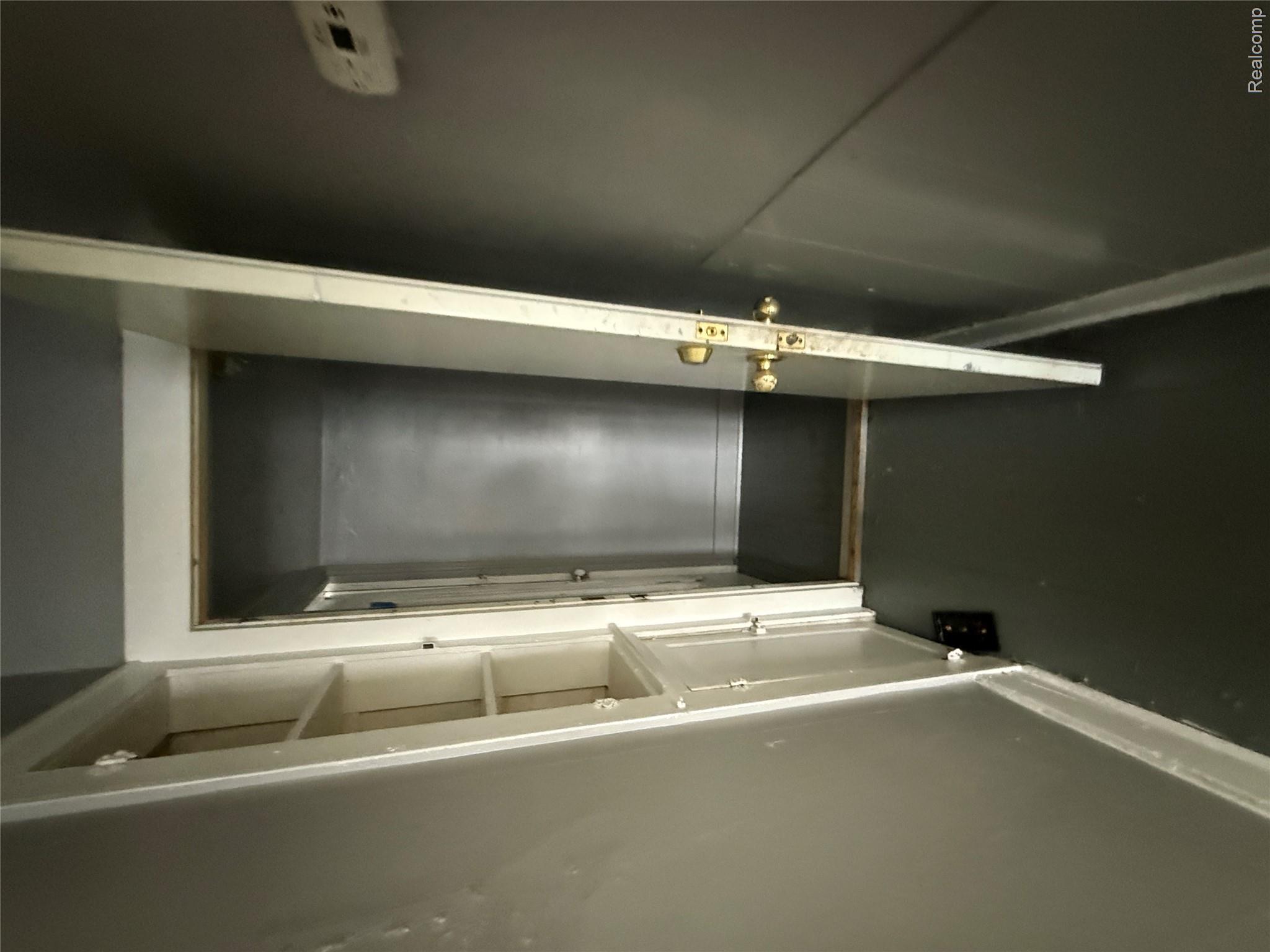 14622 Faircrest Street Property Photo 6