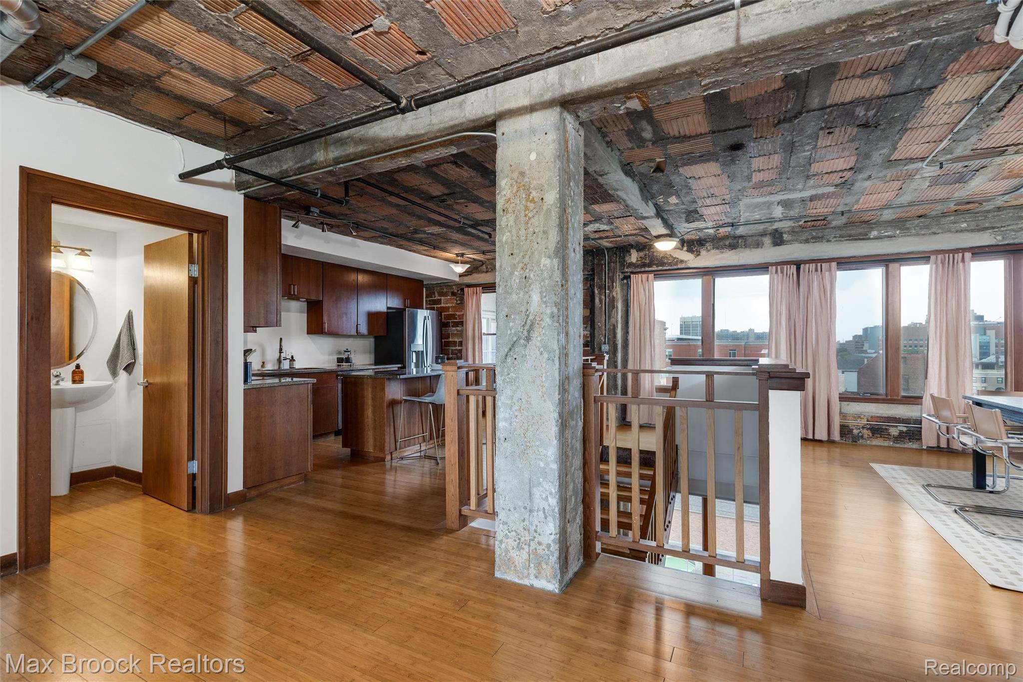 2915 John R Street 509 Property Photo 11