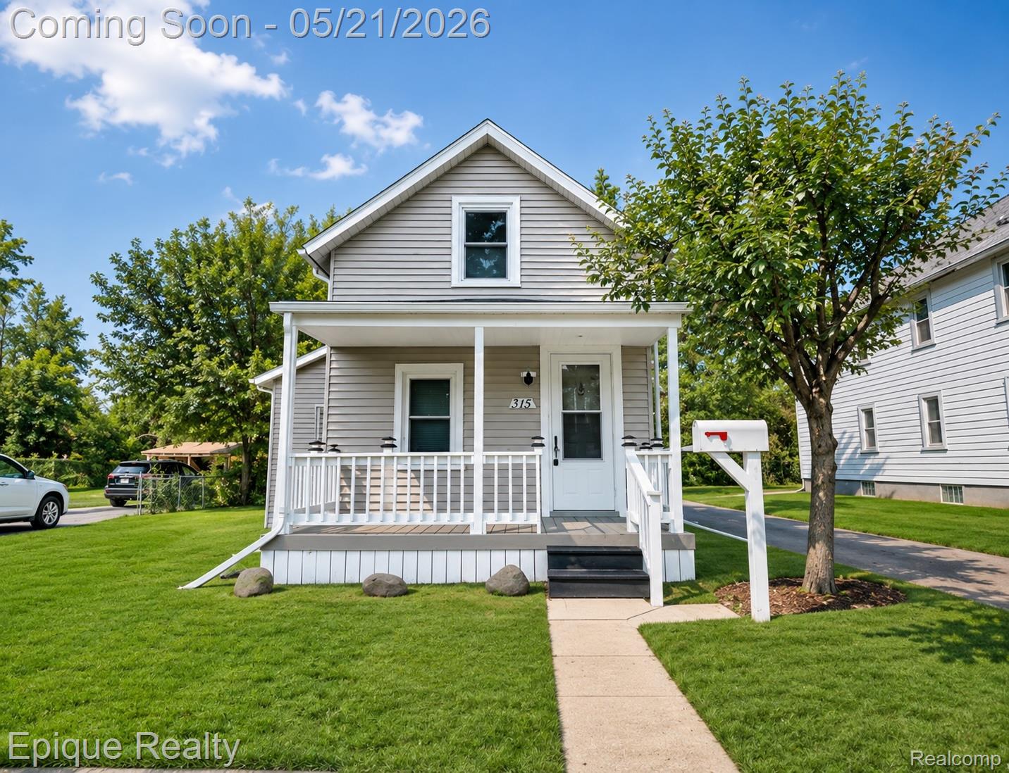 315 S Adams Street Property Photo 1