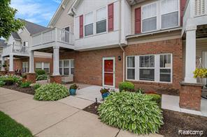 1767 Welland Street Property Photo 4