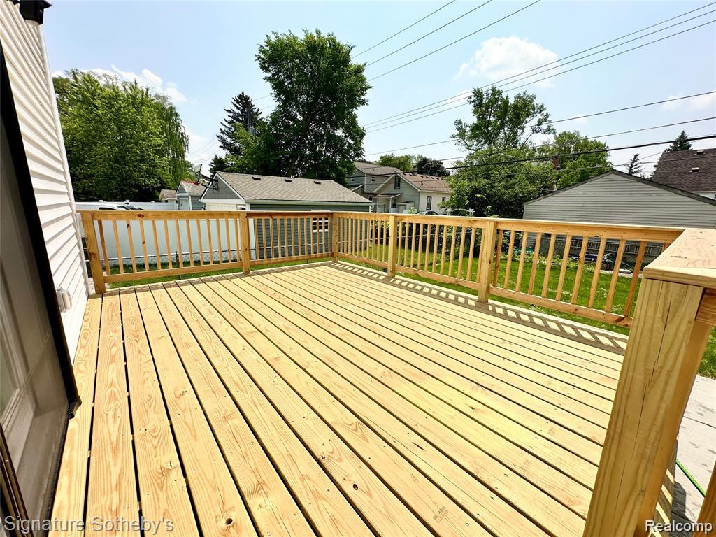 442 Ardmore Drive Property Photo 10