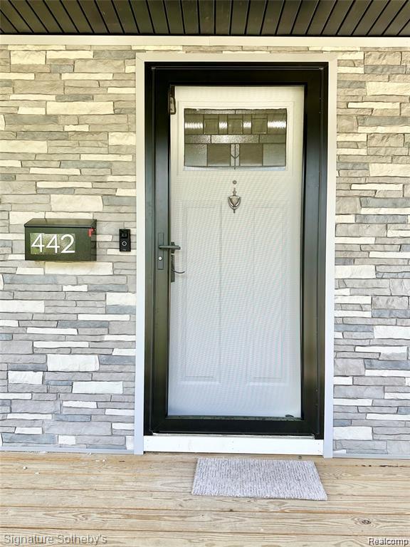 442 Ardmore Drive Property Photo 13