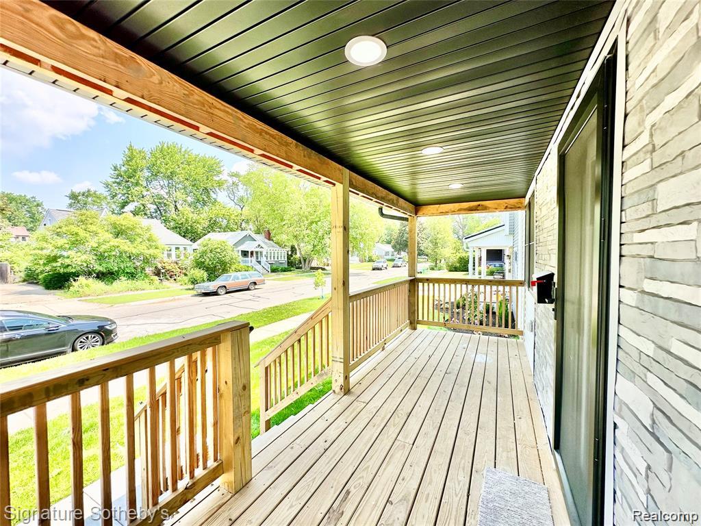 442 Ardmore Drive Property Photo 14