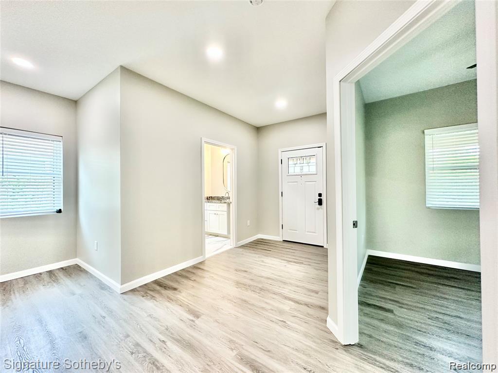 442 Ardmore Drive Property Photo 19