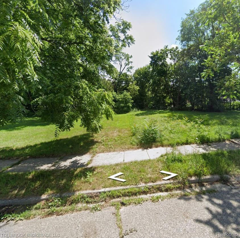 00 N Roselawn Property Photo 1