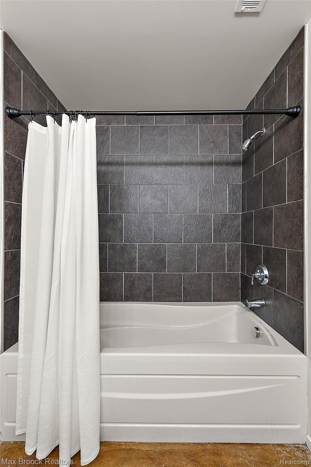 333 E Parent Avenue 41 Property Photo 30