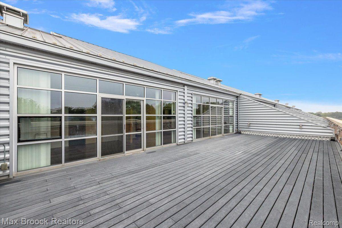 333 E Parent Avenue 41 Property Photo 35