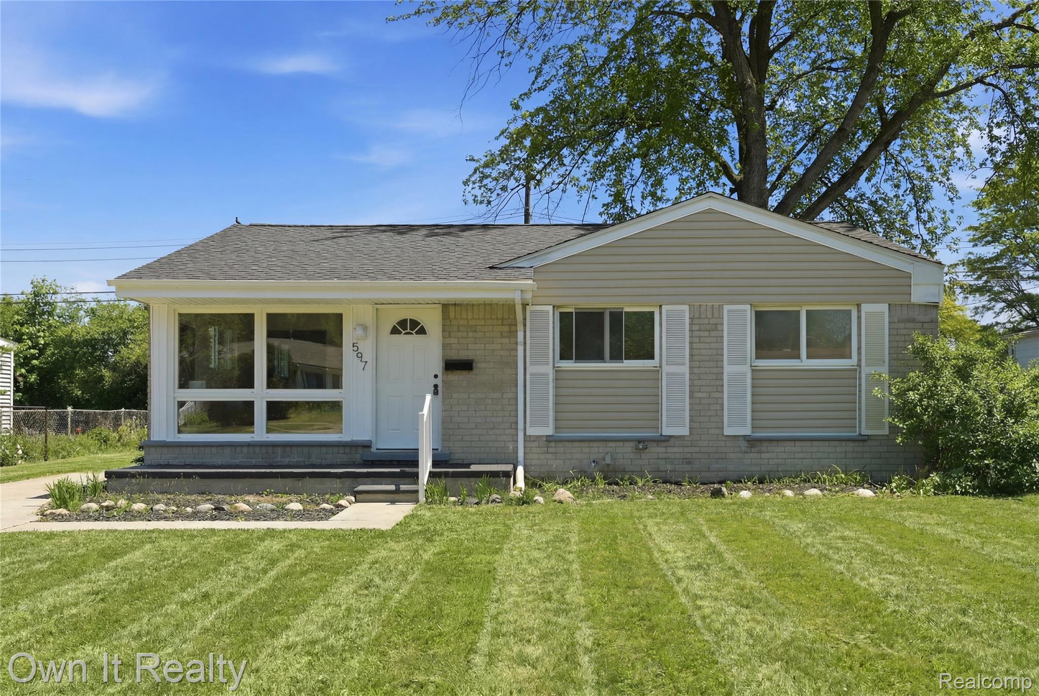 597 Eugene Street Property Photo 1