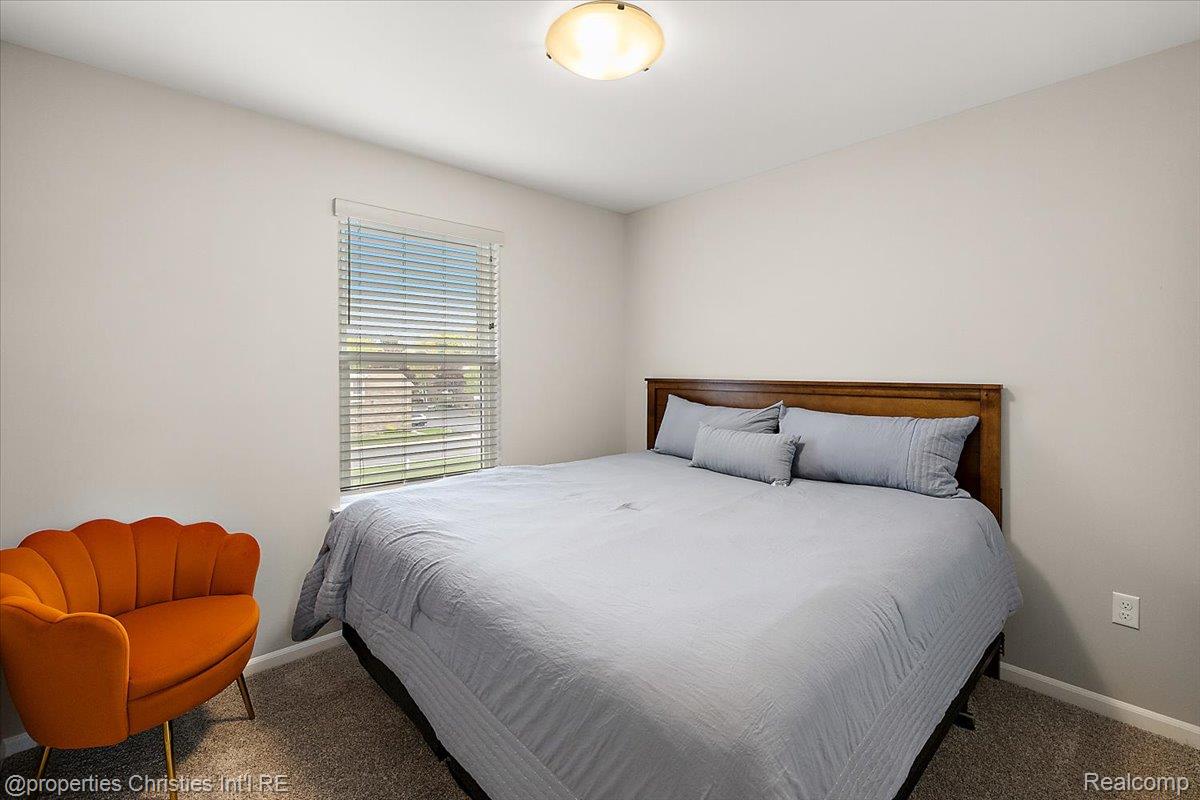 1083 Hampton Circle Property Photo 49