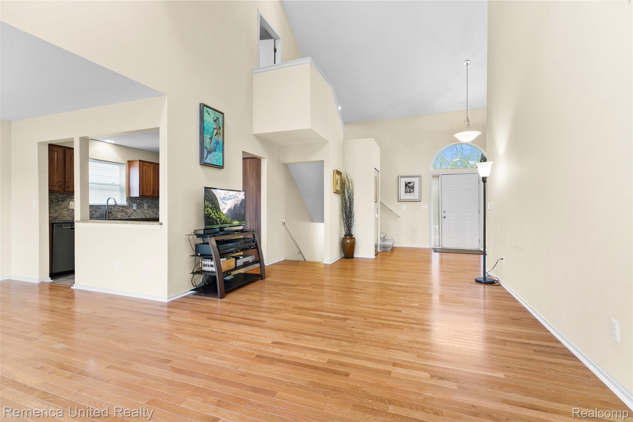 450 Berry Lake Drive Property Photo 7