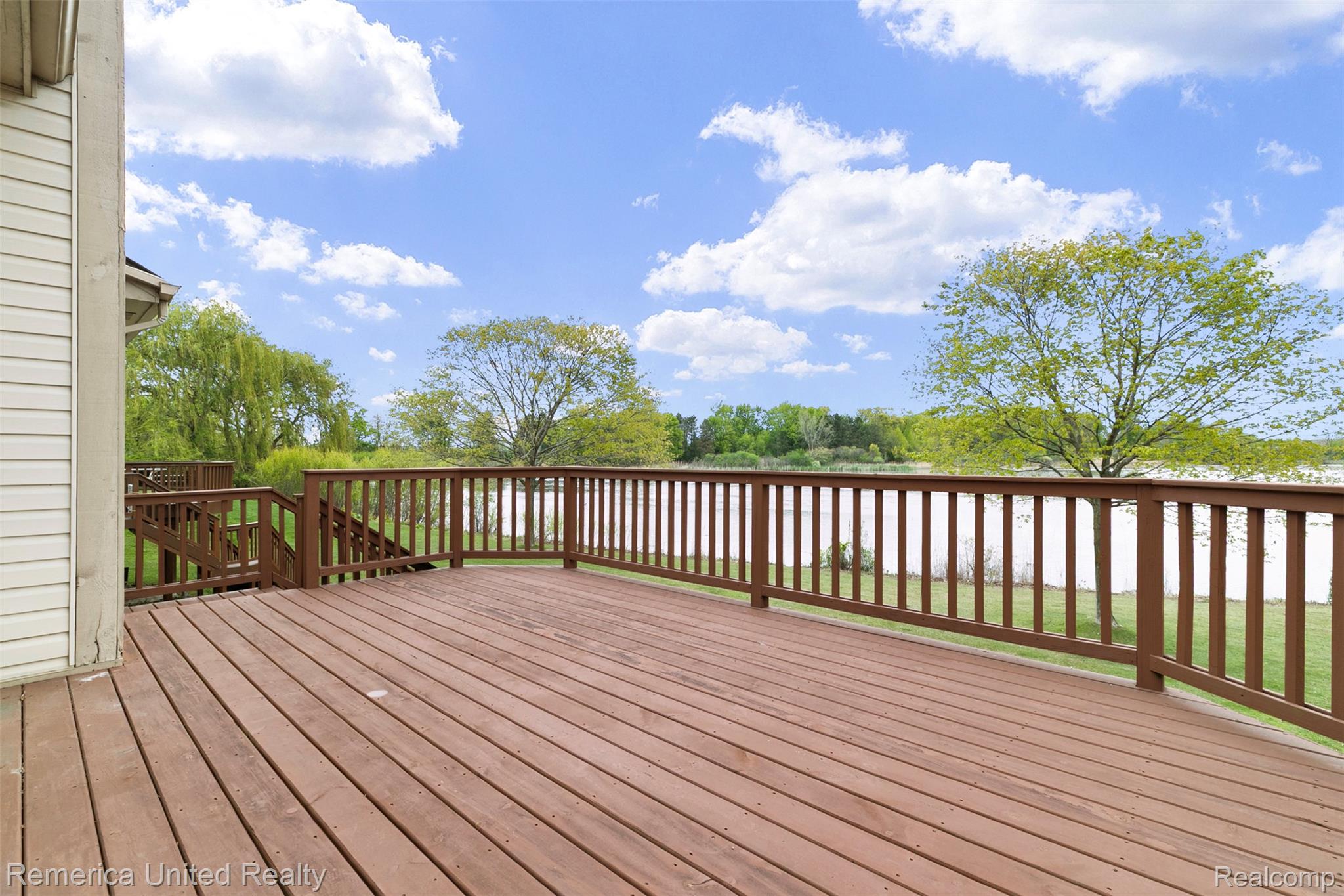 450 Berry Lake Drive Property Photo 9
