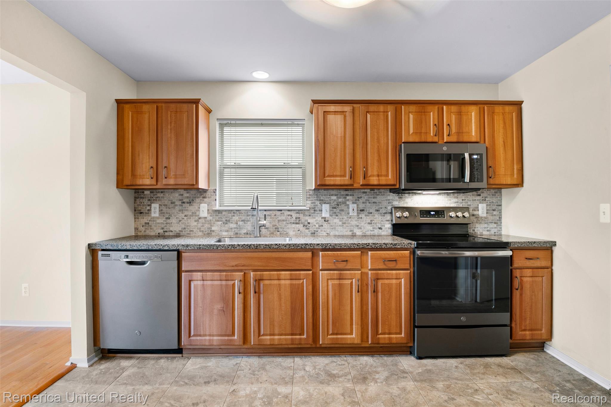 450 Berry Lake Drive Property Photo 13