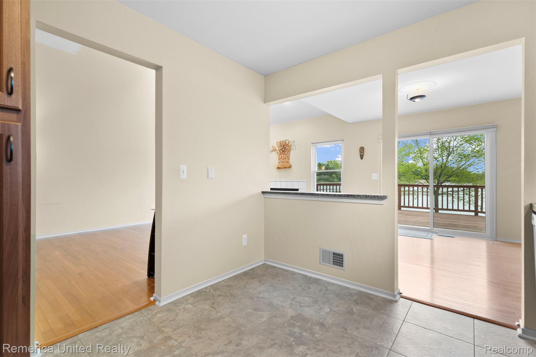 450 Berry Lake Drive Property Photo 14