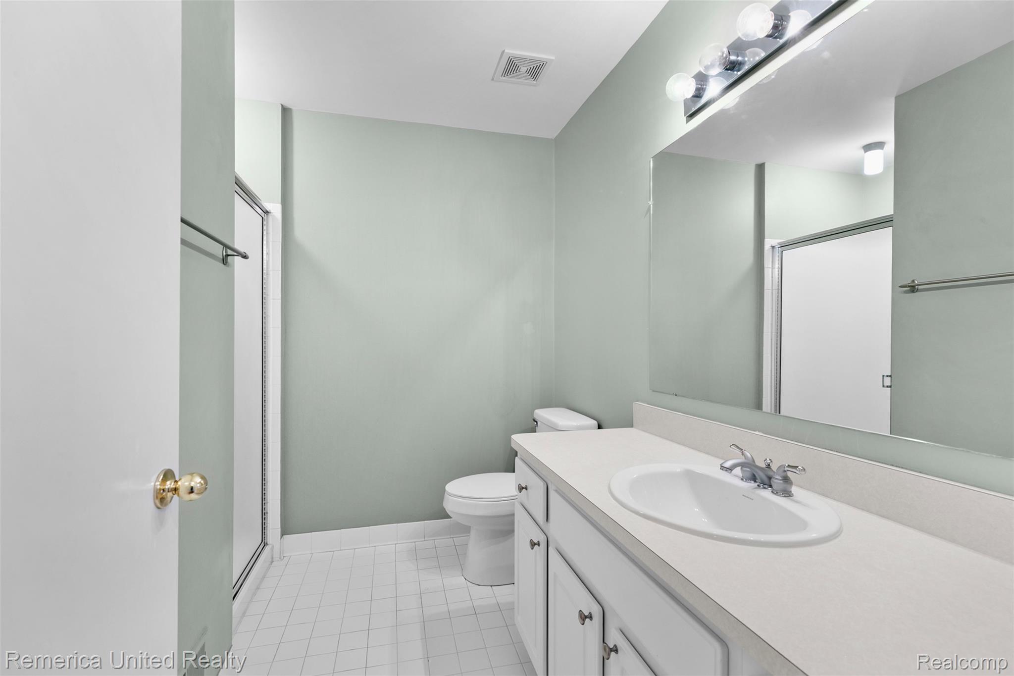 450 Berry Lake Drive Property Photo 21