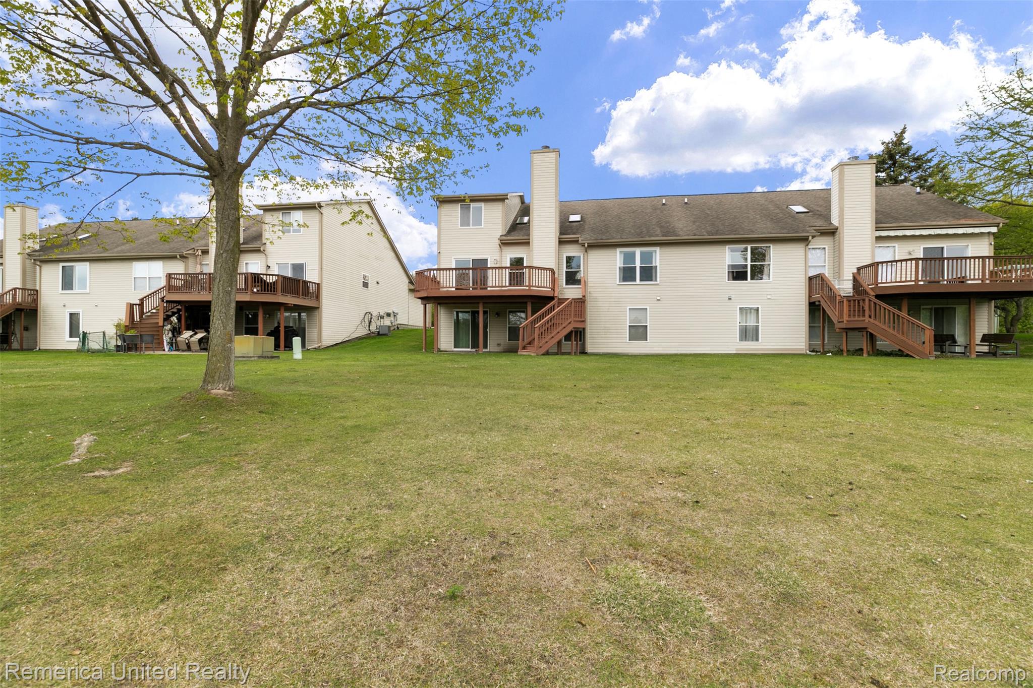 450 Berry Lake Drive Property Photo 27