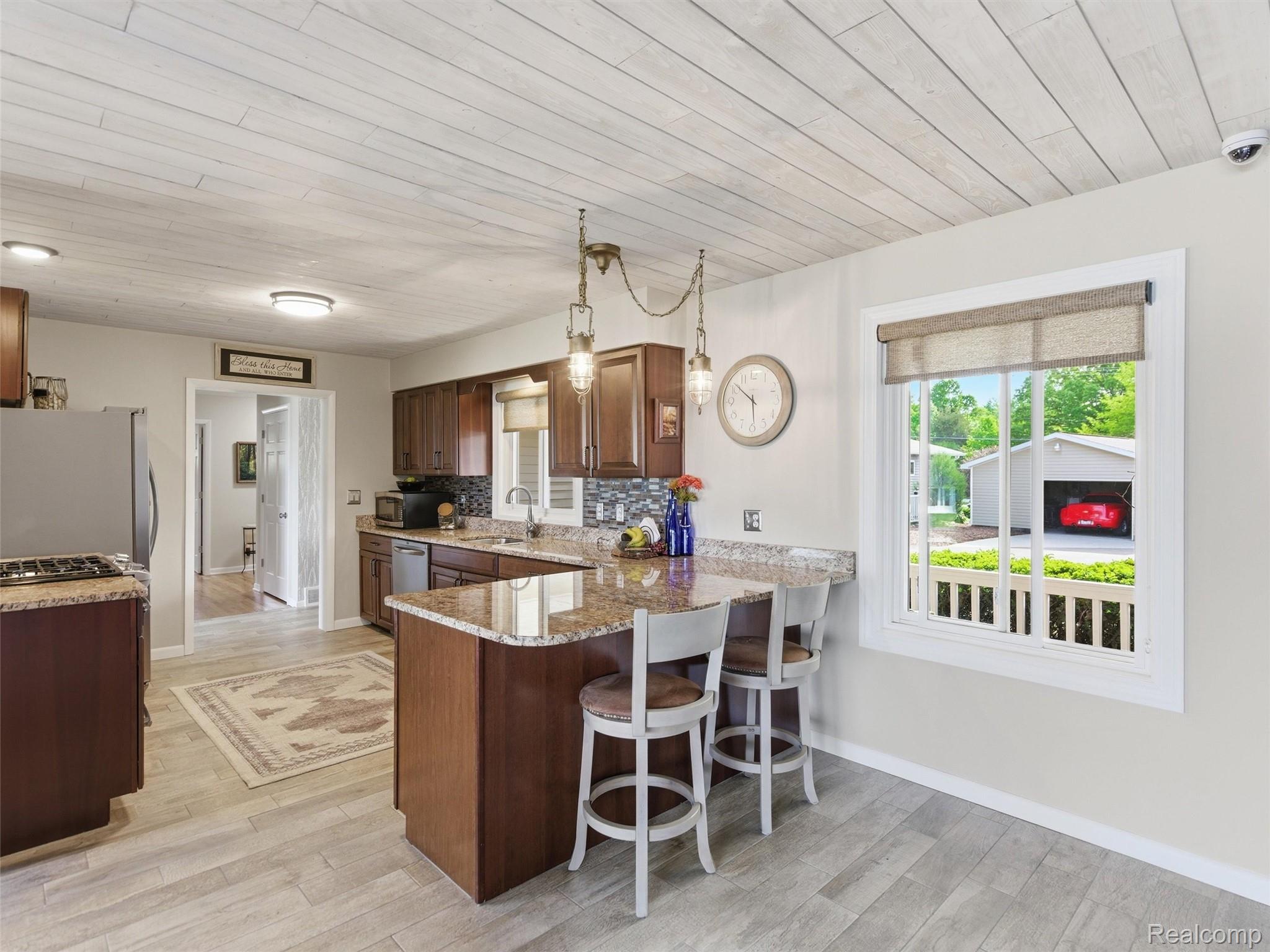 12099 Torrey Road Property Photo 13
