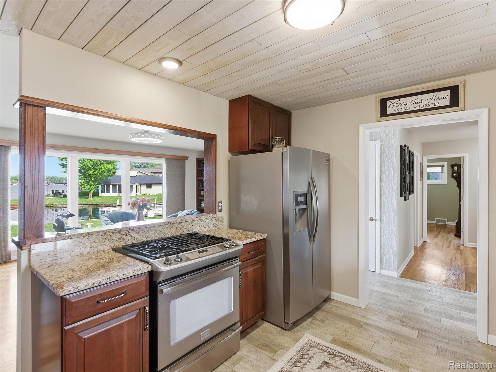 12099 Torrey Road Property Photo 16