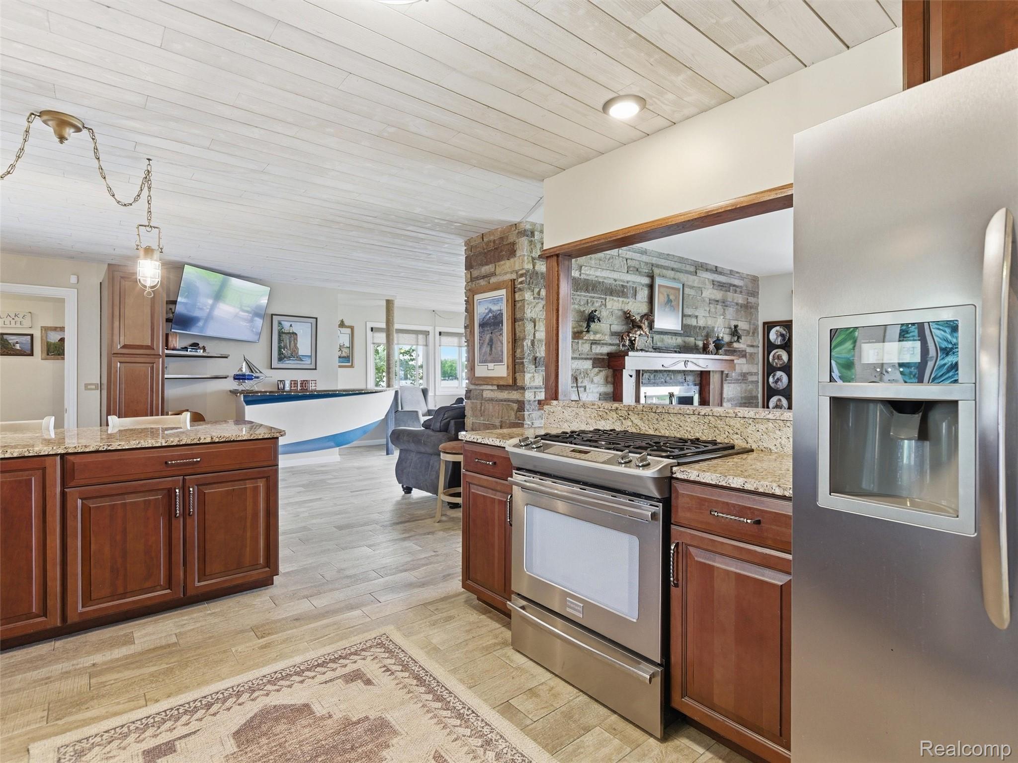 12099 Torrey Road Property Photo 17