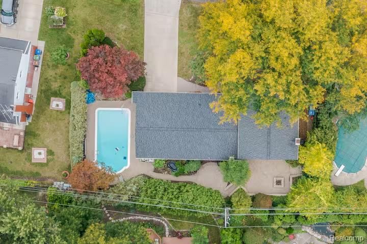 11261 Alger Street Property Photo 3