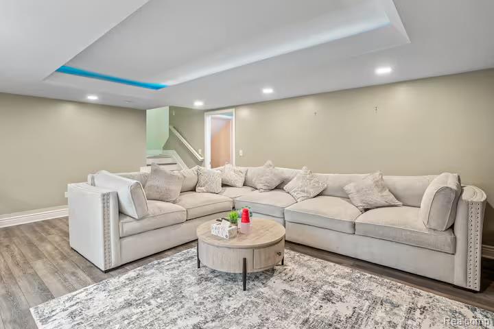 11261 Alger Street Property Photo 9