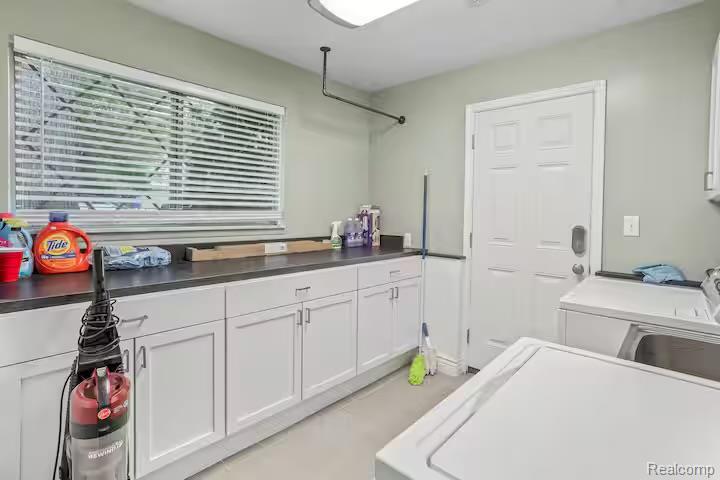 11261 Alger Street Property Photo 12