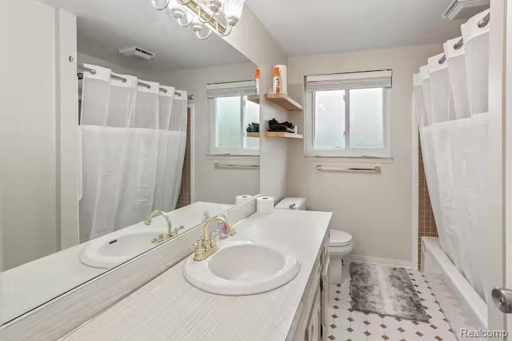 11261 Alger Street Property Photo 18