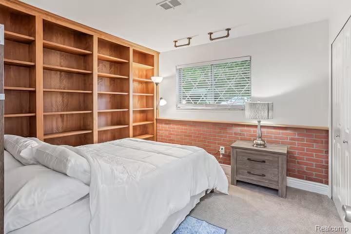 11261 Alger Street Property Photo 21