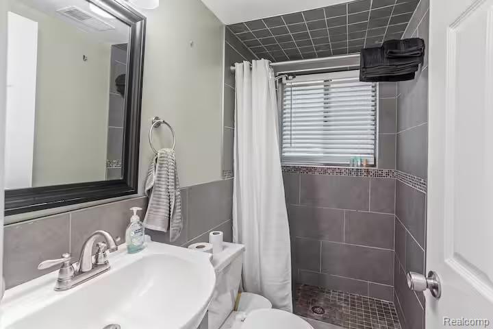 11261 Alger Street Property Photo 25