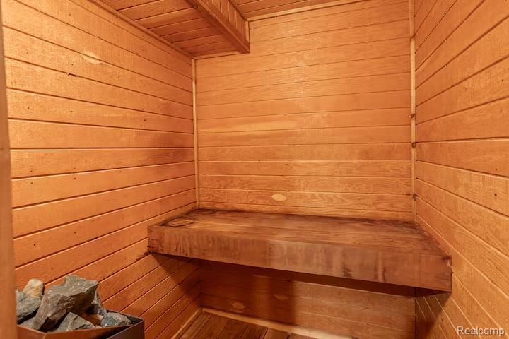 11261 Alger Street Property Photo 31