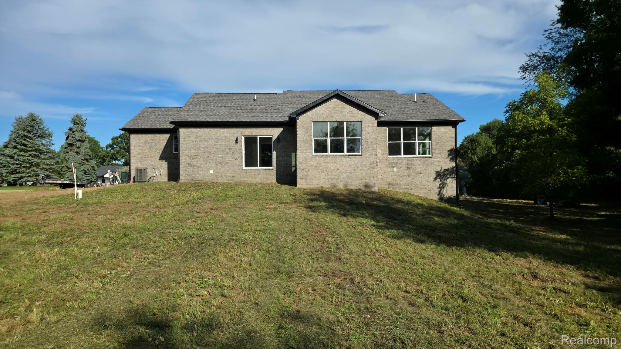 2265 Equestrian Trail Drive Property Photo 3