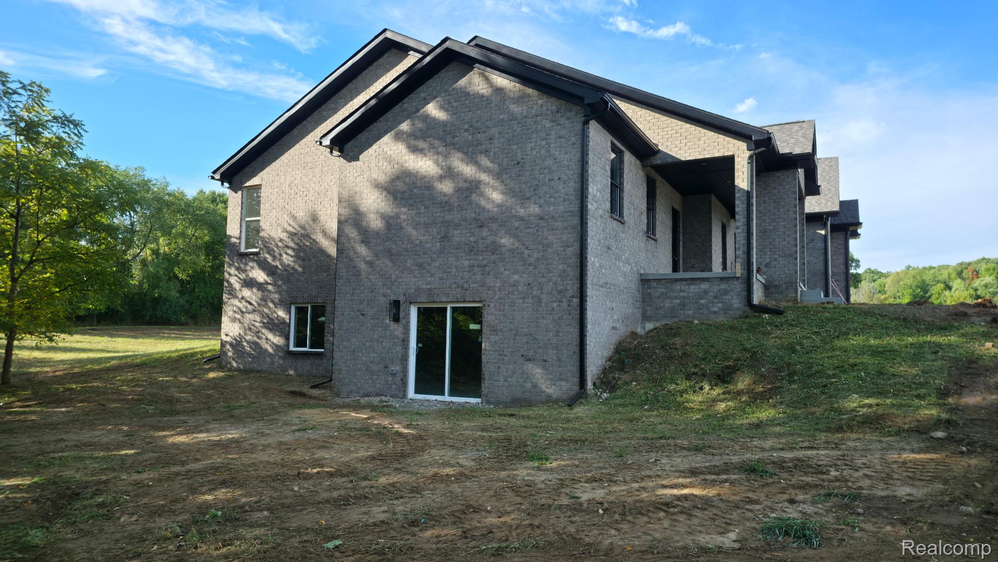 2265 Equestrian Trail Drive Property Photo 4