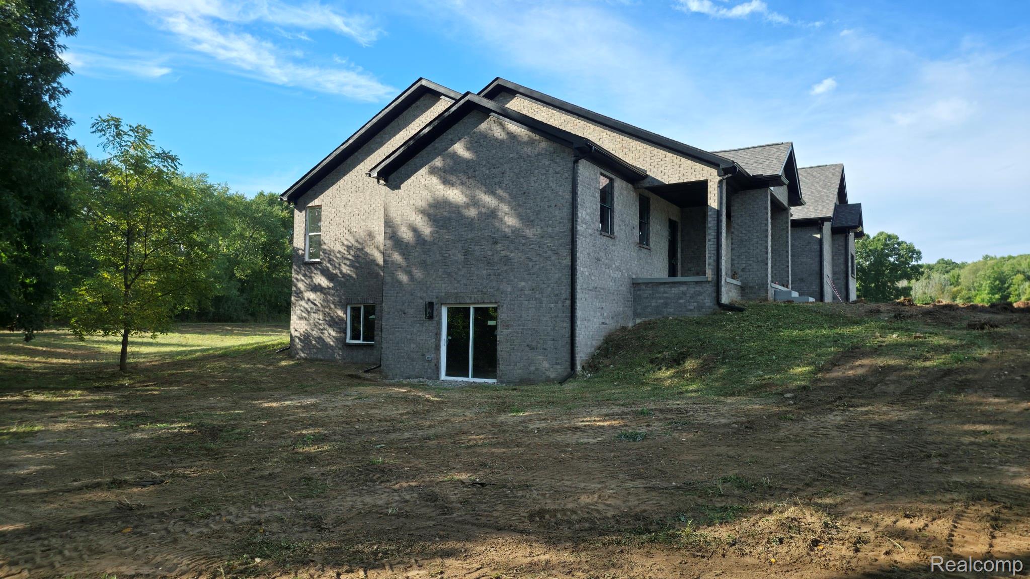 2265 Equestrian Trail Drive Property Photo 5