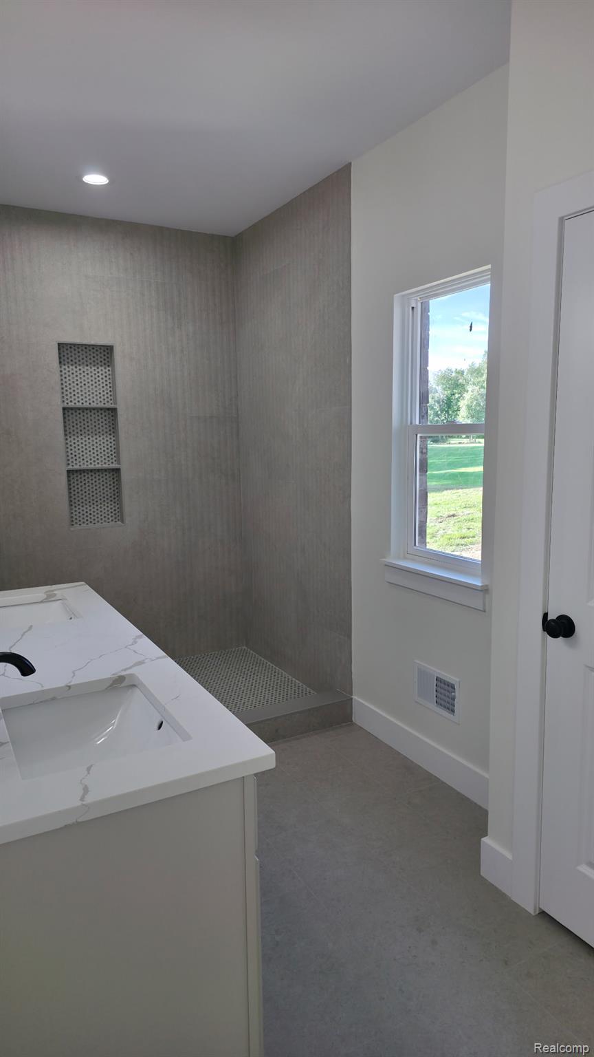 2265 Equestrian Trail Drive Property Photo 11
