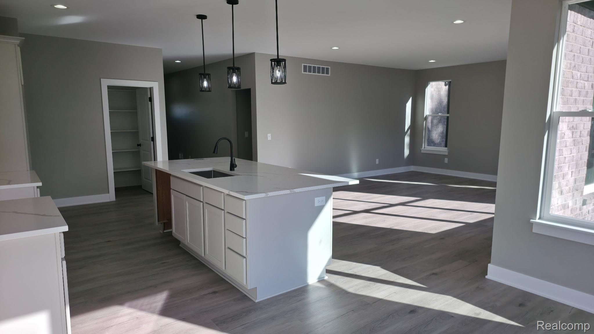 2265 Equestrian Trail Drive Property Photo 14