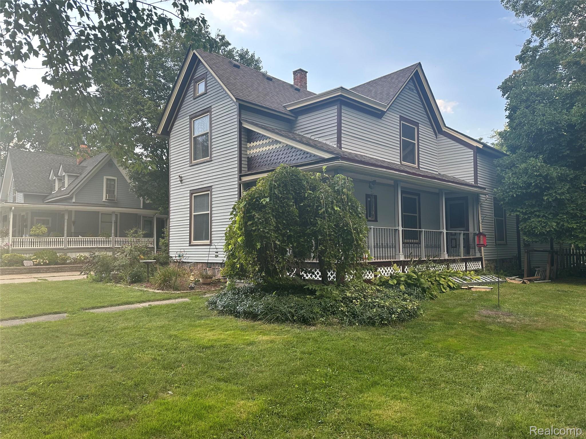 162 Church Street Property Photo 4